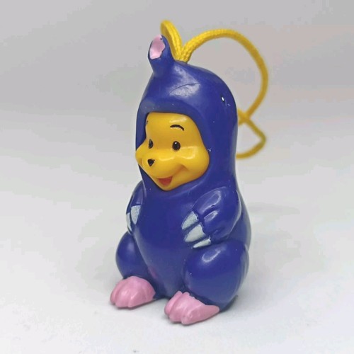 Winnie the pooh peek - winnie,